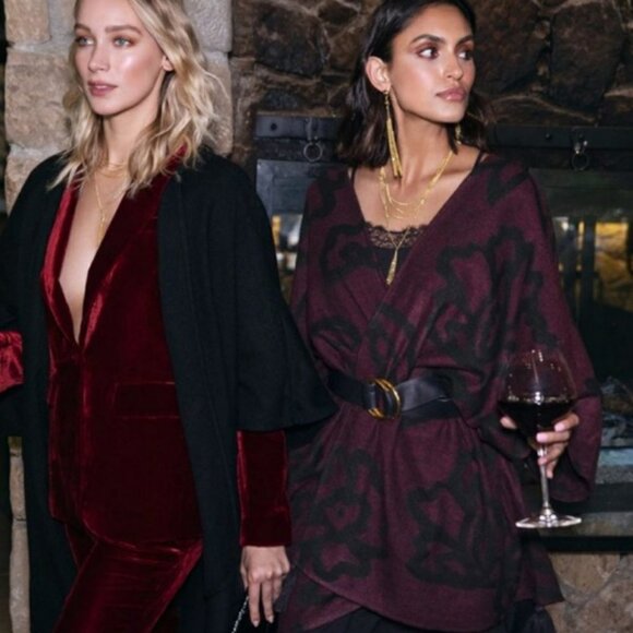 Cleobella Sevigny Capelet Tassel Shawl Poncho Cape Cardigan in Bordeaux - Picture 5 of 14